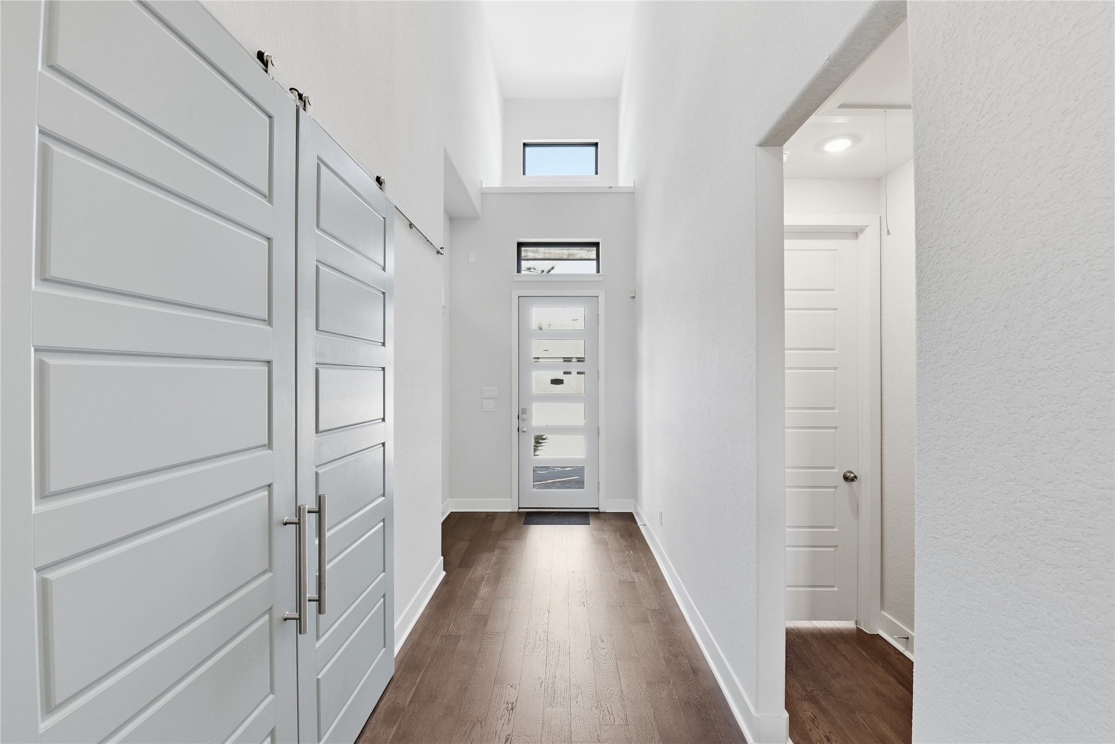 15314 Viviente Drive Conroe, TX 77302 - Photo 5 of 50