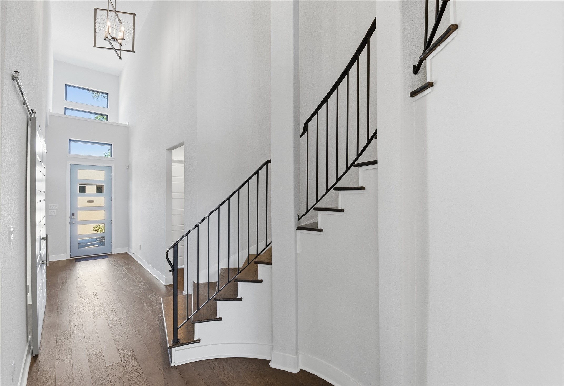 15314 Viviente Drive Conroe, TX 77302 - Photo 8 of 50