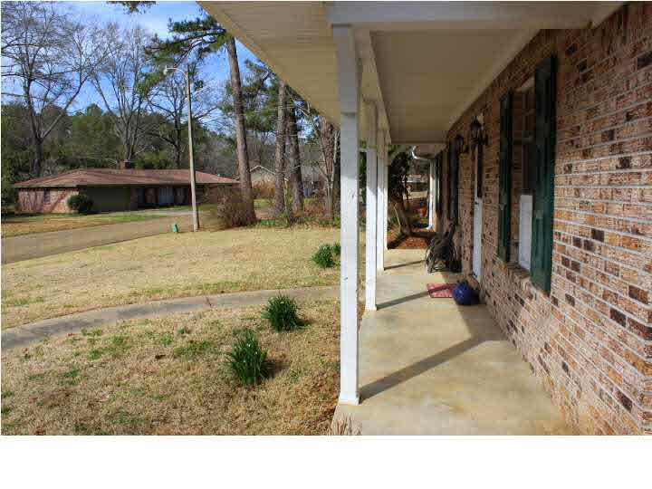 74 Fern Valley Road Brandon, MS 39042 - Photo 5 of 47 Front Porch