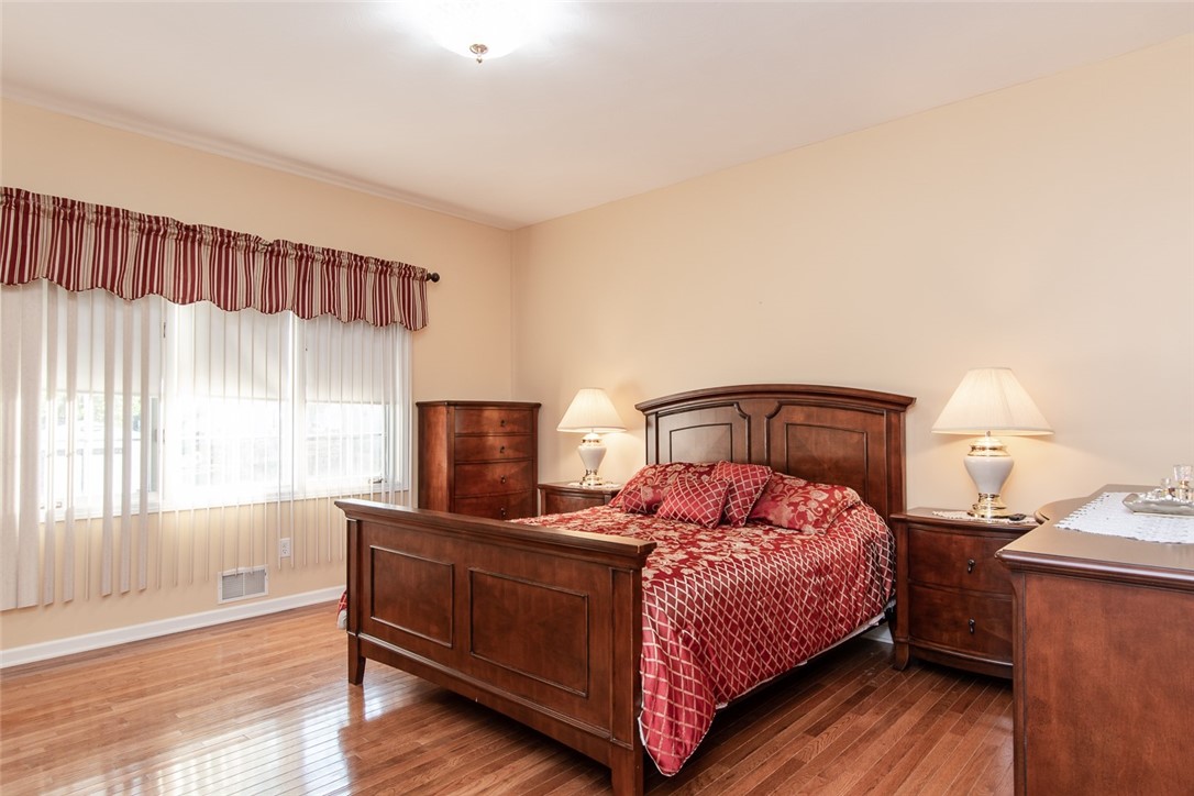 75 Karrat Drive Irondequoit, NY 14622 - Photo 18 of 43