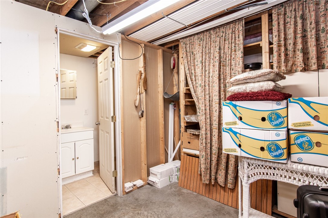 75 Karrat Drive Irondequoit, NY 14622 - Photo 32 of 43