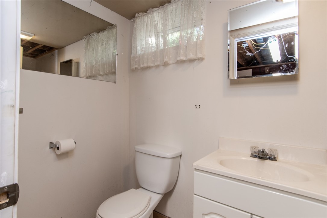 75 Karrat Drive Irondequoit, NY 14622 - Photo 33 of 43