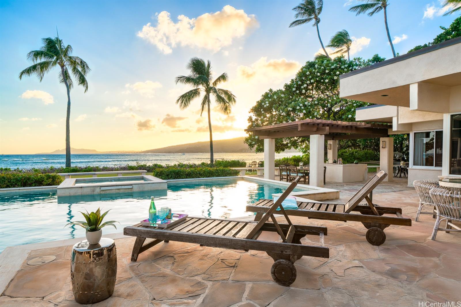 387 Portlock Road Honolulu, HI 96825 - Photo 1 of 1 Gallery Image 1
