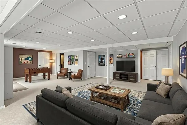 $399,000 | 202 Prairie Rose Circle, Smithville, MO 64089