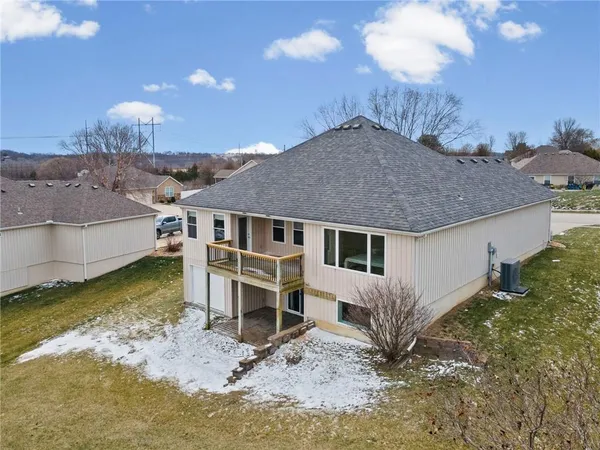 $399,000 | 202 Prairie Rose Circle, Smithville, MO 64089