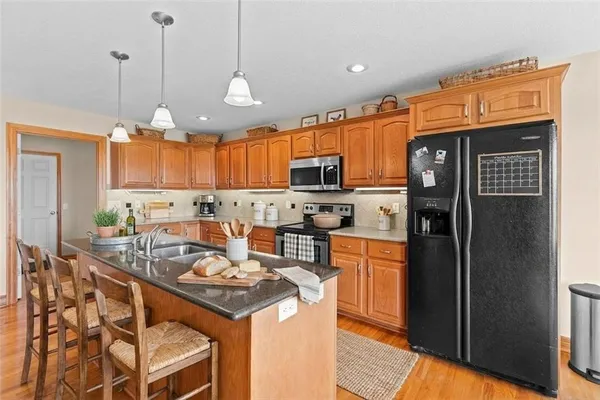 $399,000 | 202 Prairie Rose Circle, Smithville, MO 64089