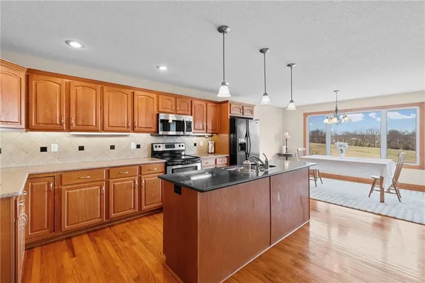 $399,000 | 202 Prairie Rose Circle, Smithville, MO 64089