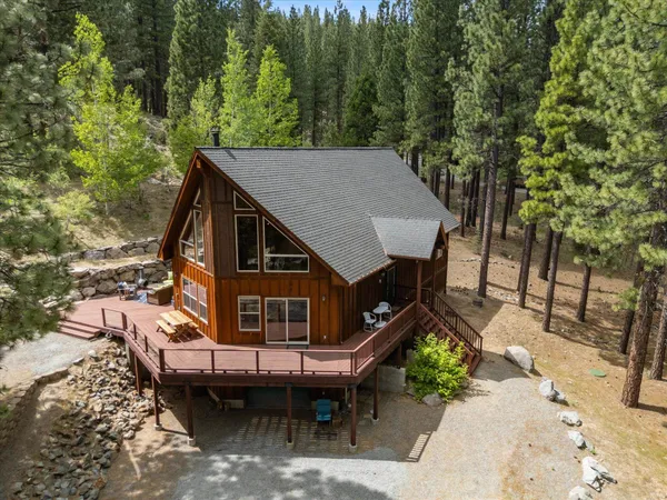 a house view with a outdoor space