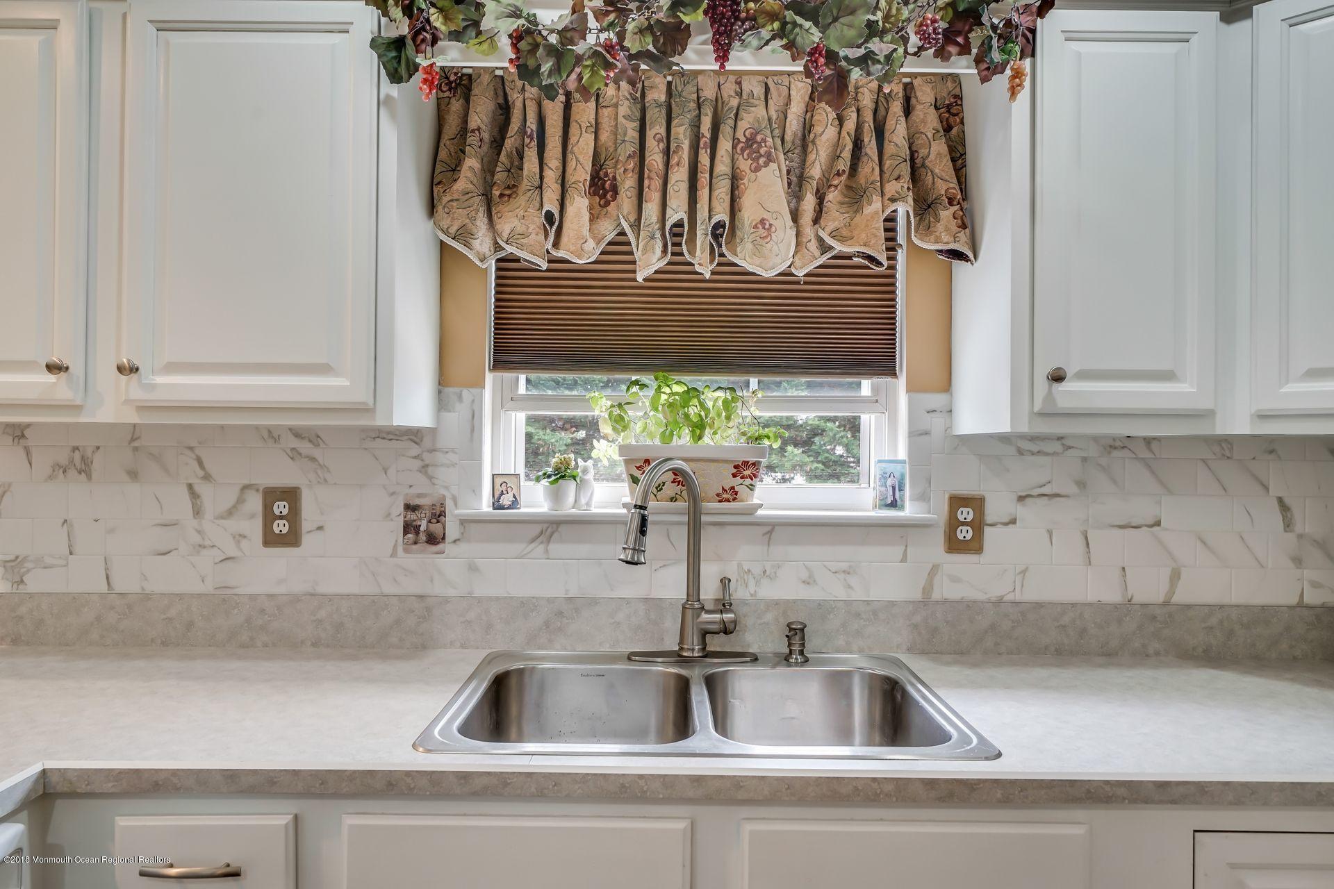 115 Freeport Road Brick, NJ 08724 - Photo 18 of 51 21