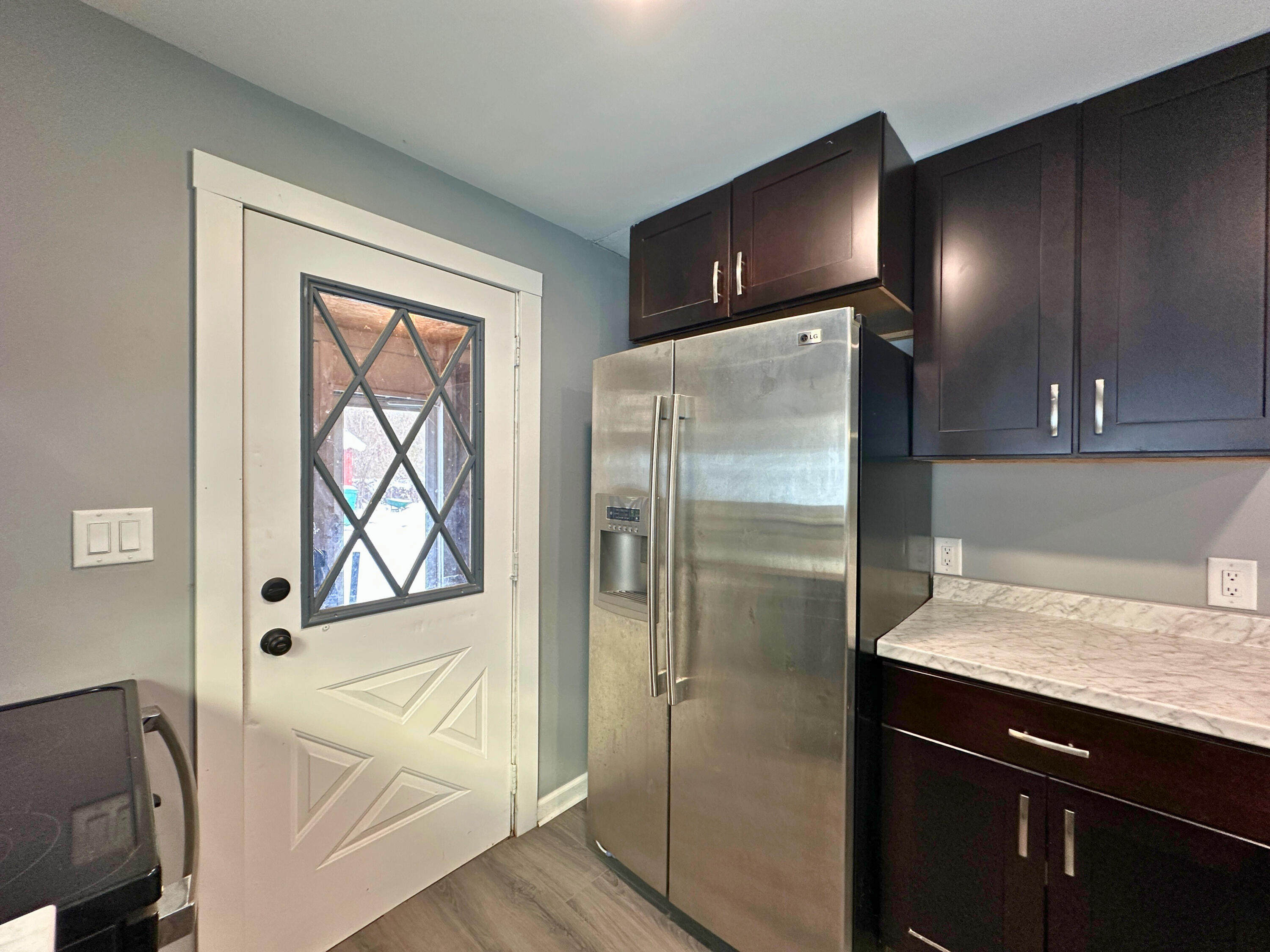 2770 South Wagner Road Ann Arbor, MI 48103 - Photo 14 of 103 Kit brz door fridge adj