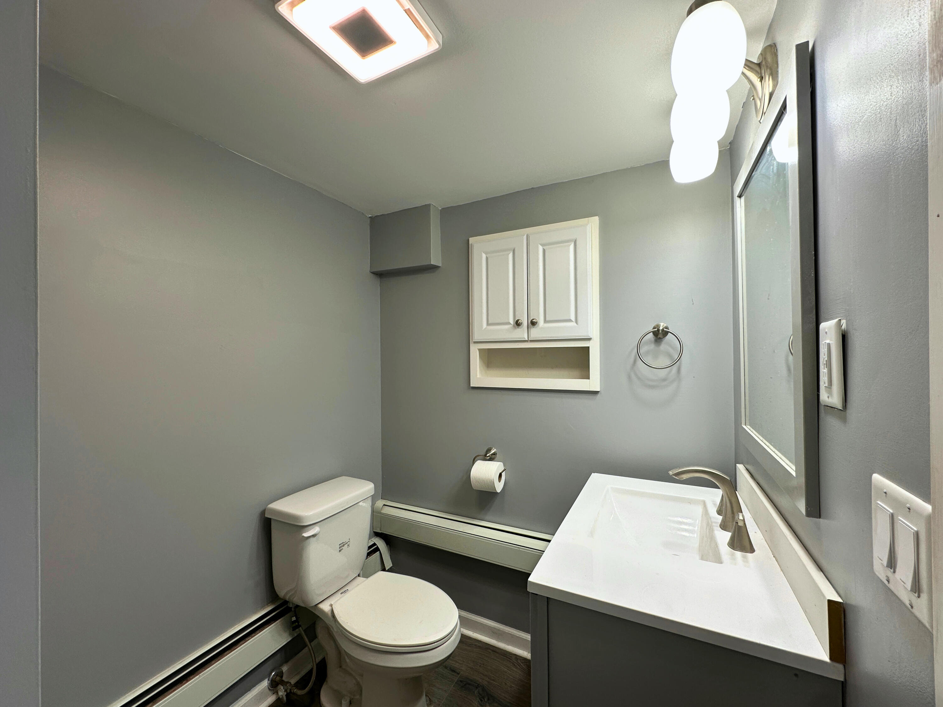 2770 South Wagner Road Ann Arbor, MI 48103 - Photo 22 of 103 Bath sink adj
