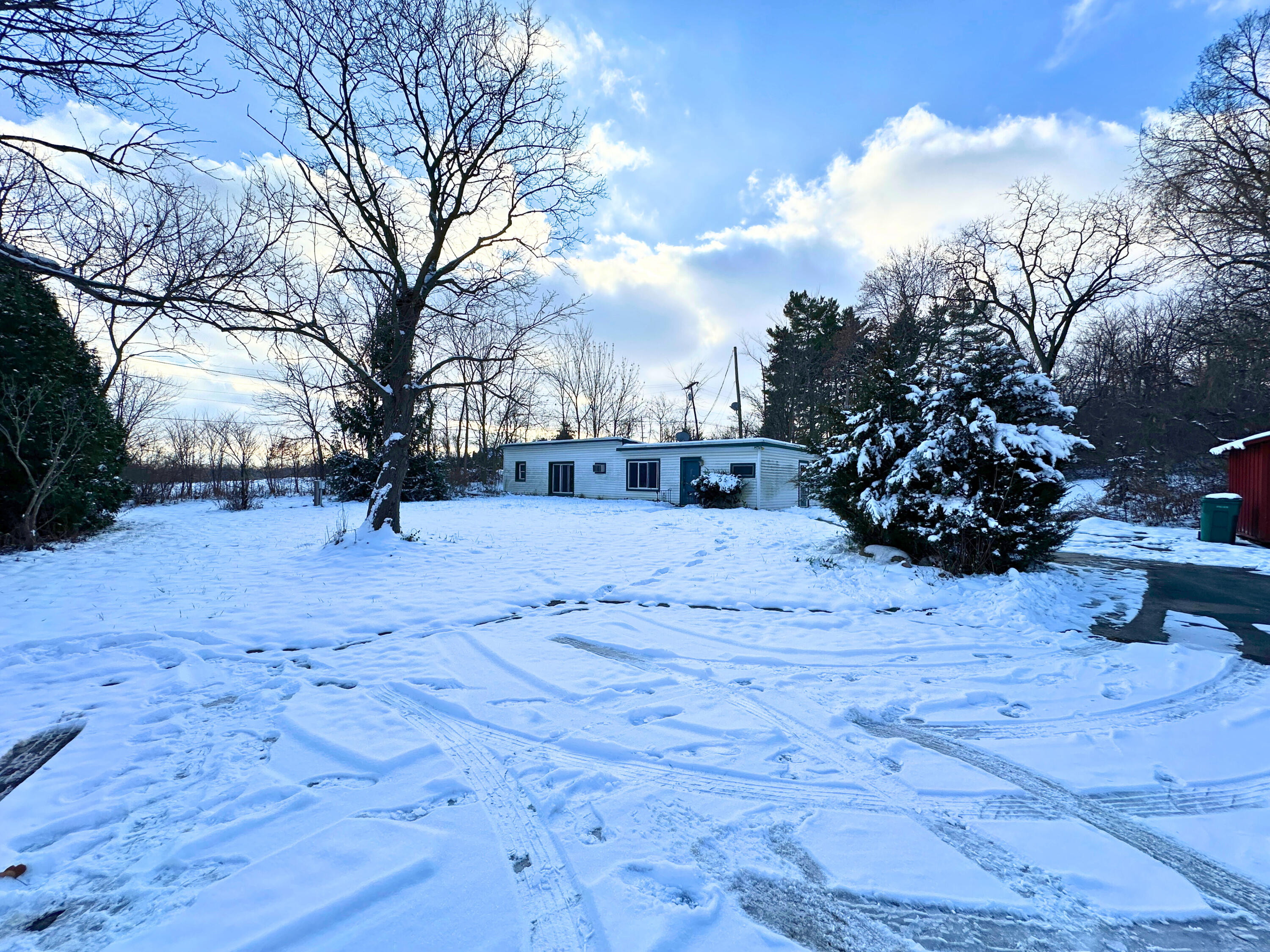 2770 South Wagner Road Ann Arbor, MI 48103 - Photo 44 of 103 front w shed adj