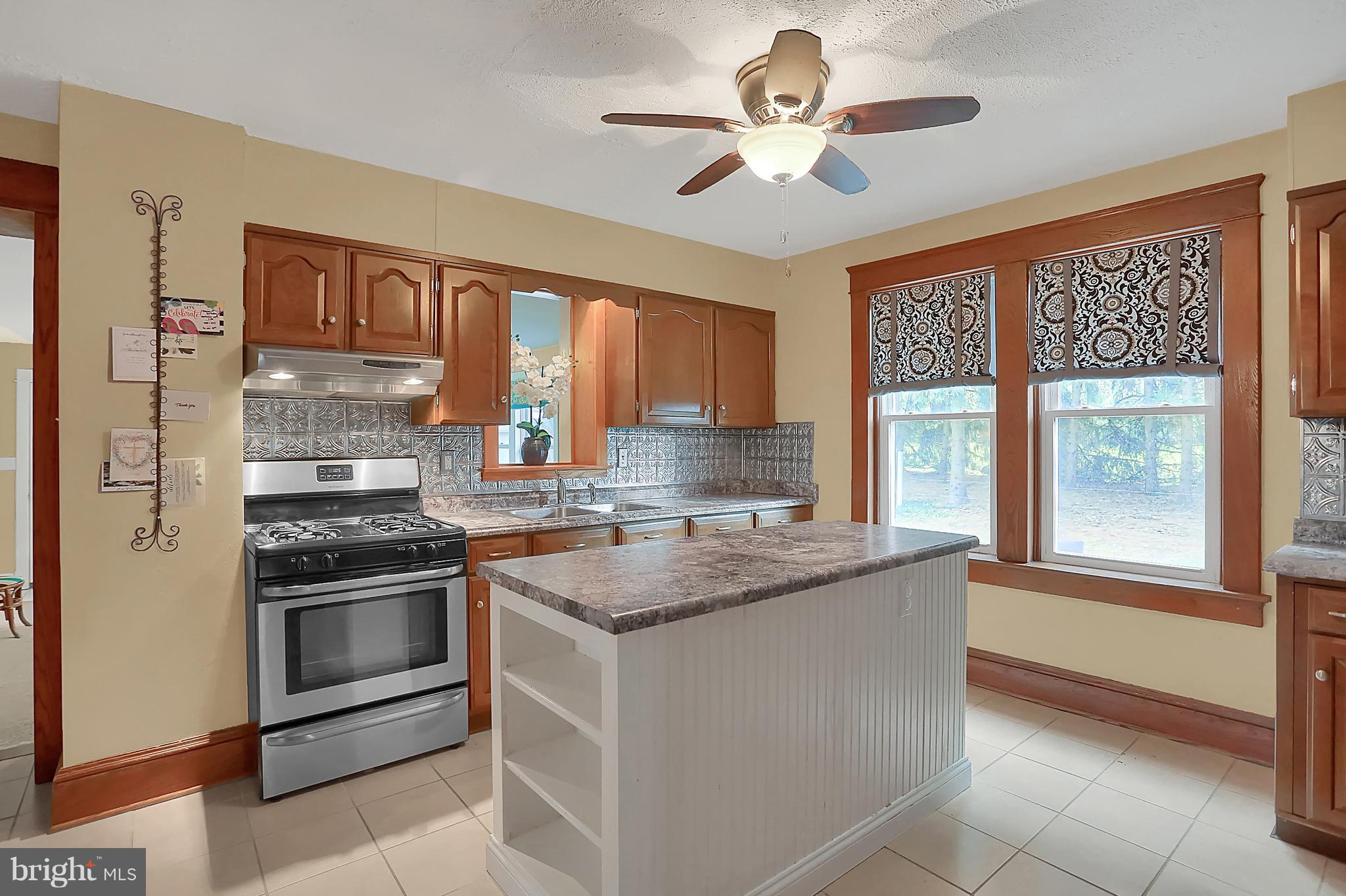 1503 Jefferson Road Spring Grove, PA 17362 - Photo 14 of 48