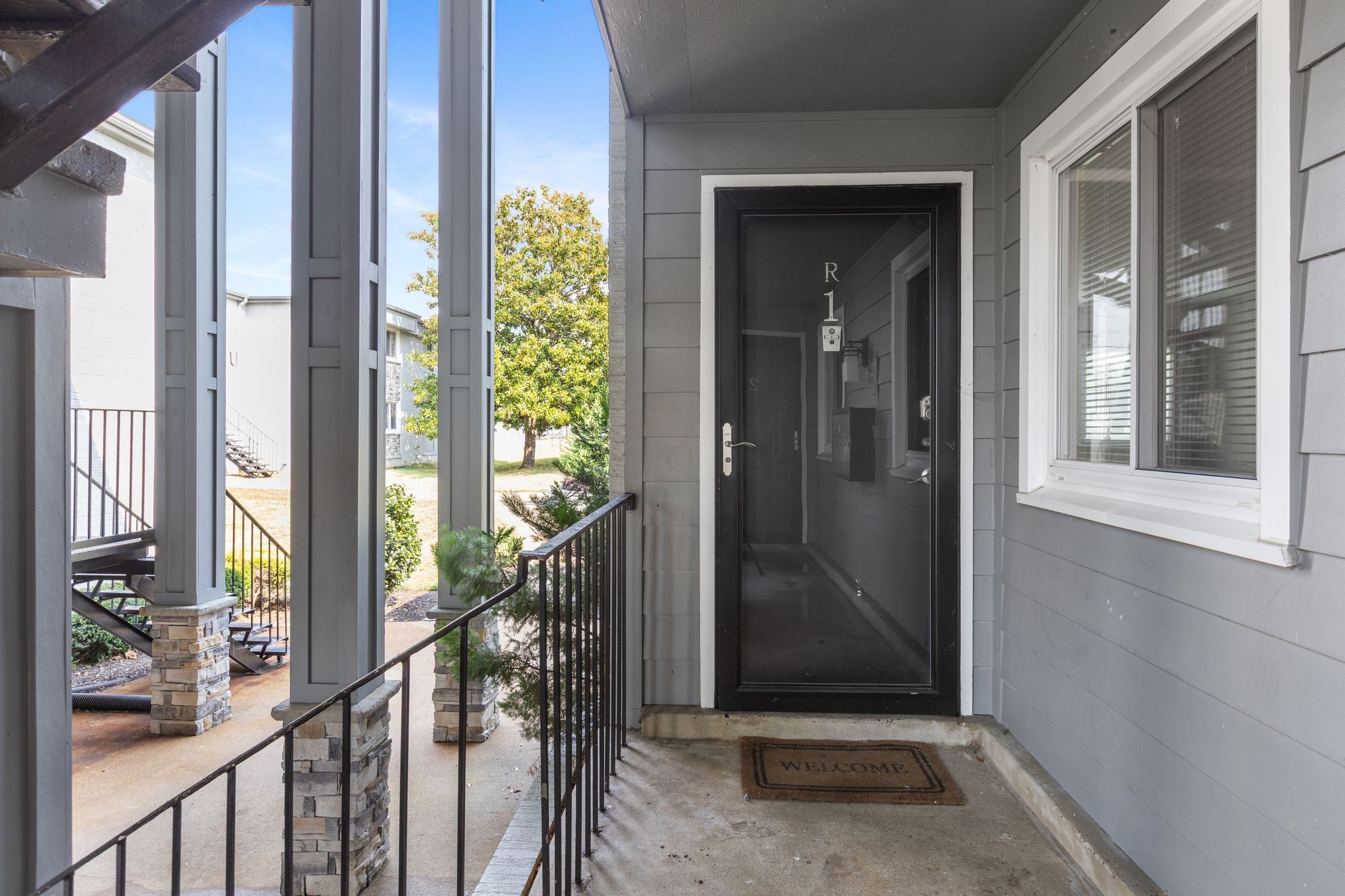 1900 Richard Jones Road, Unit R1 Nashville, TN 37215 - Photo 2 of 29