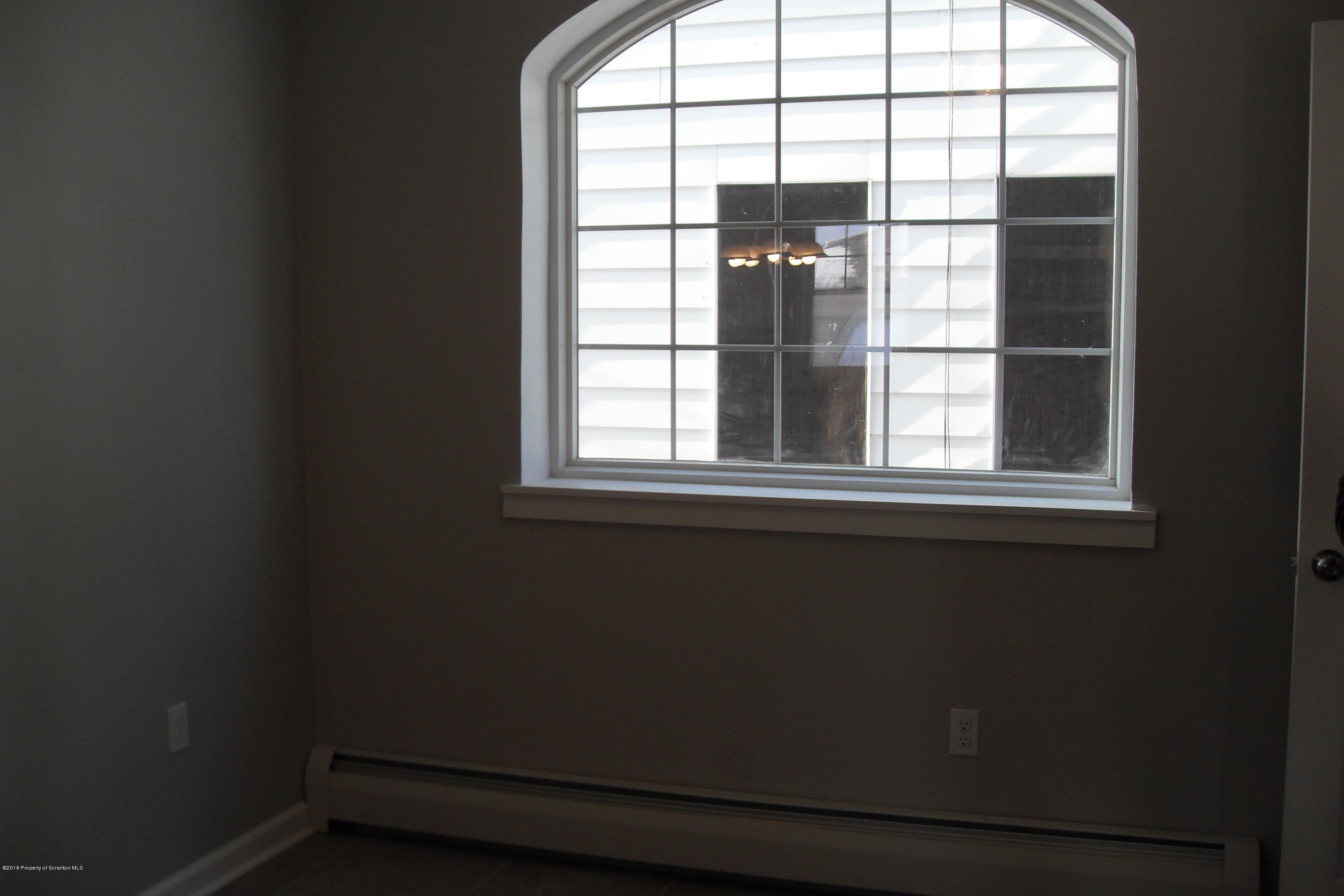 1219 Rundle Street Scranton, PA 18504 - Photo 7 of 36 Gallery Image 7