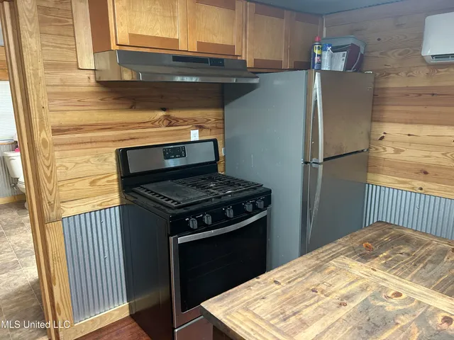 $349,900 | 2225 County Road, Kosciusko, MS 39090