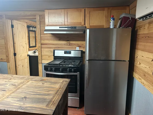 $349,900 | 2225 County Road, Kosciusko, MS 39090