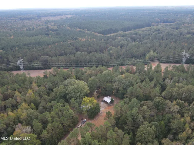 $349,900 | 2225 County Road, Kosciusko, MS 39090