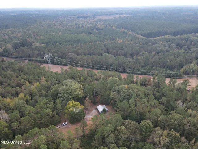 $349,900 | 2225 County Road, Kosciusko, MS 39090