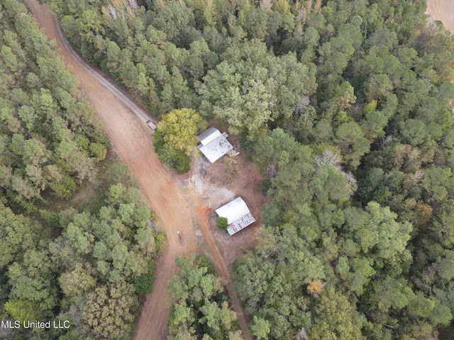 $349,900 | 2225 County Road, Kosciusko, MS 39090