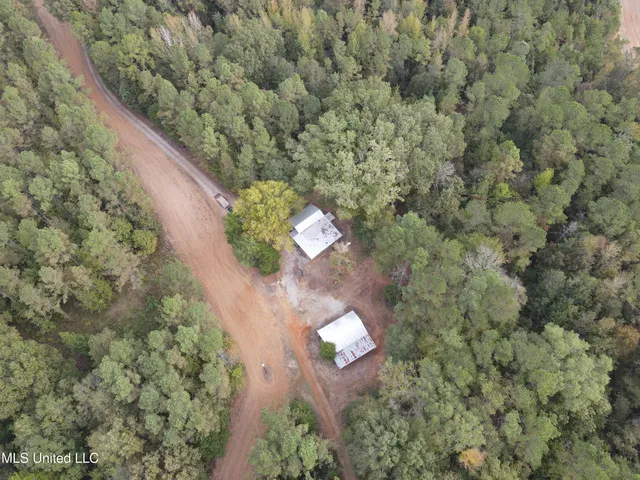 $349,900 | 2225 County Road, Kosciusko, MS 39090