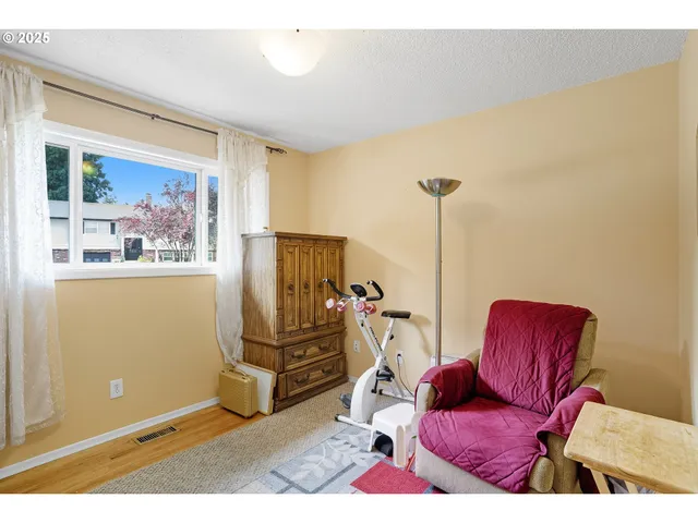 $580,000 | 15909 Northeast Morris Street, Portland, OR 97230