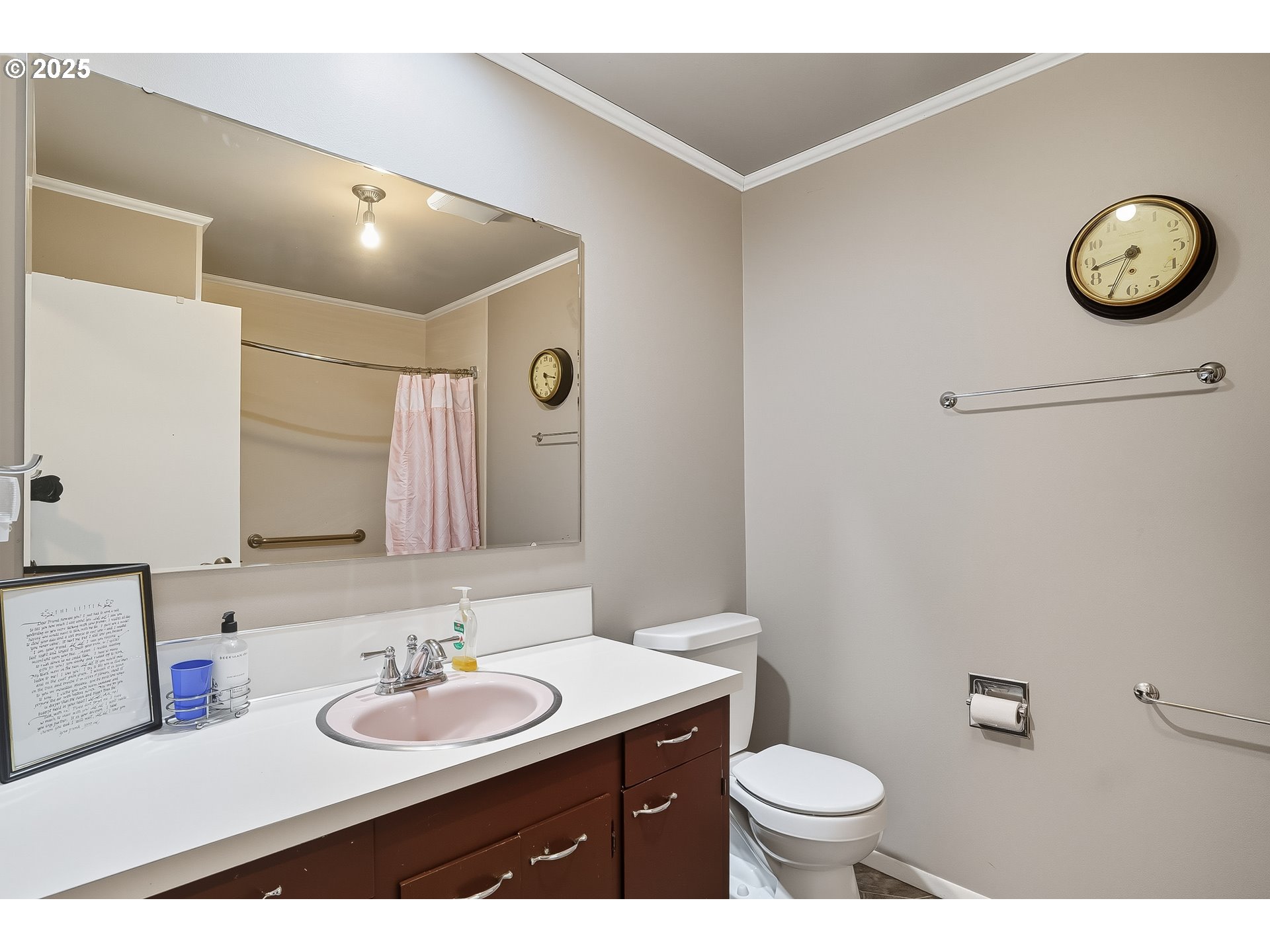 15909 Northeast Morris Street Portland, OR 97230 - Photo 15 of 27