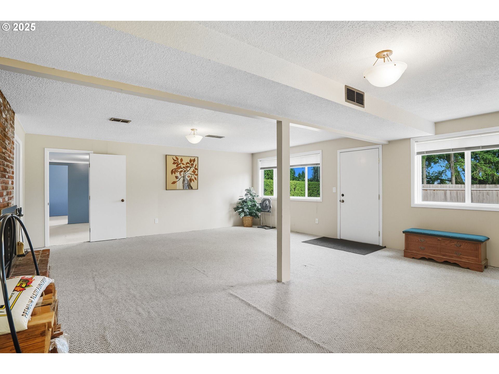 15909 Northeast Morris Street Portland, OR 97230 - Photo 16 of 27