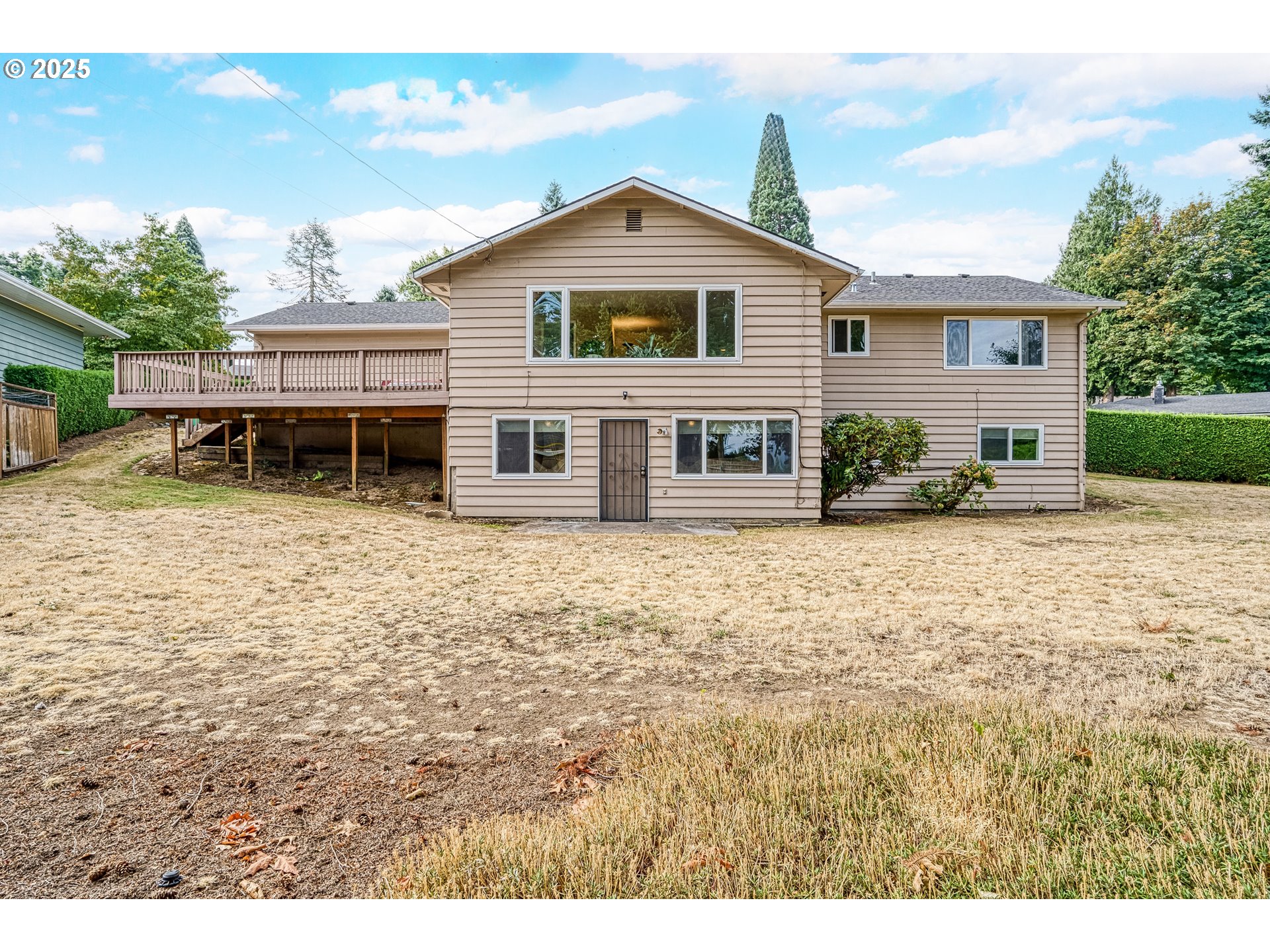 15909 Northeast Morris Street Portland, OR 97230 - Photo 21 of 27