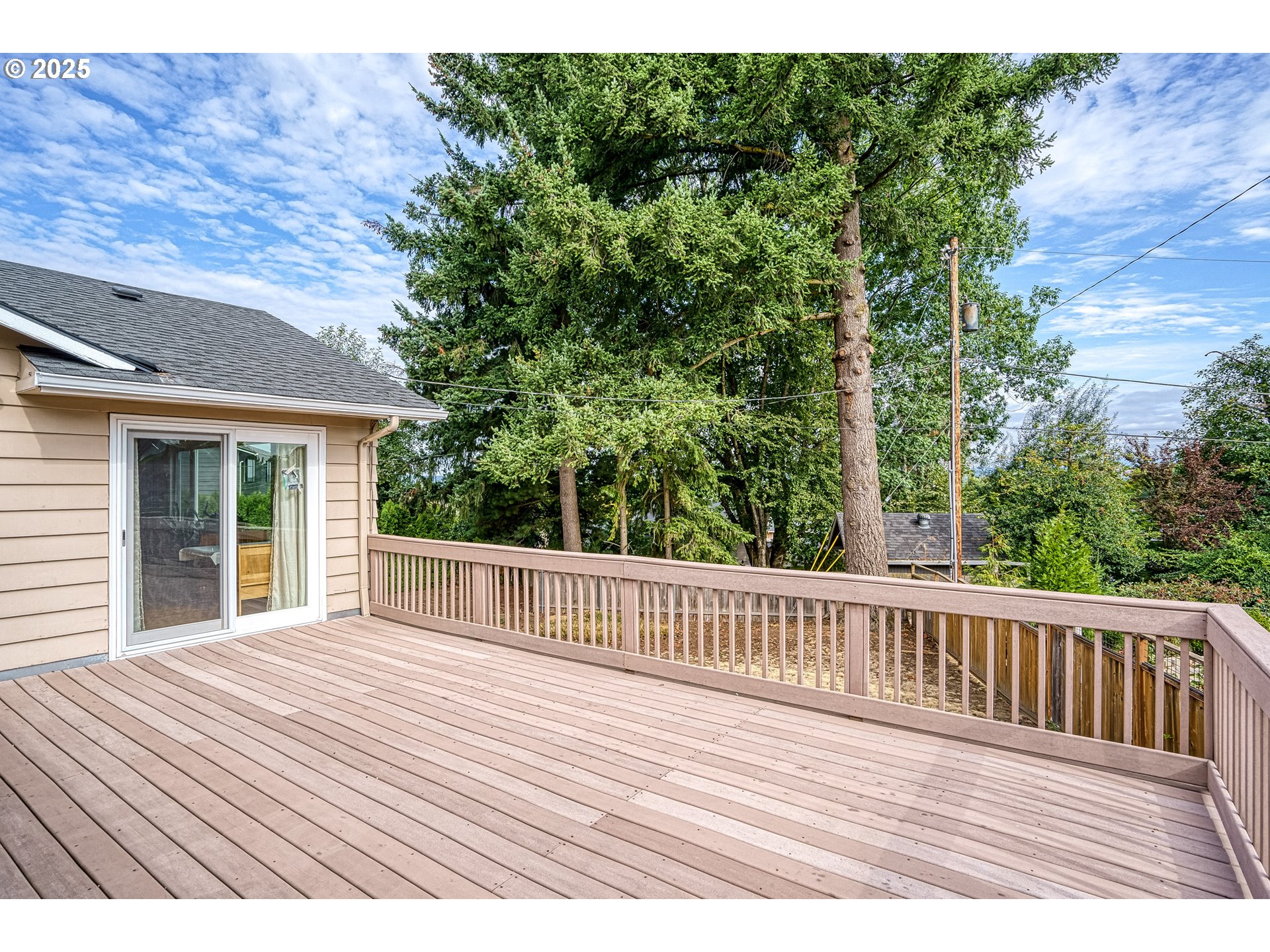 15909 Northeast Morris Street Portland, OR 97230 - Photo 22 of 27