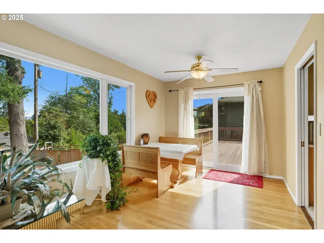 $580,000 | 15909 Northeast Morris Street, Portland, OR 97230