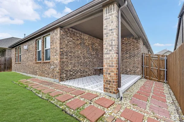 $2,400 | 10820 Womack Trail, McKinney, TX 75071