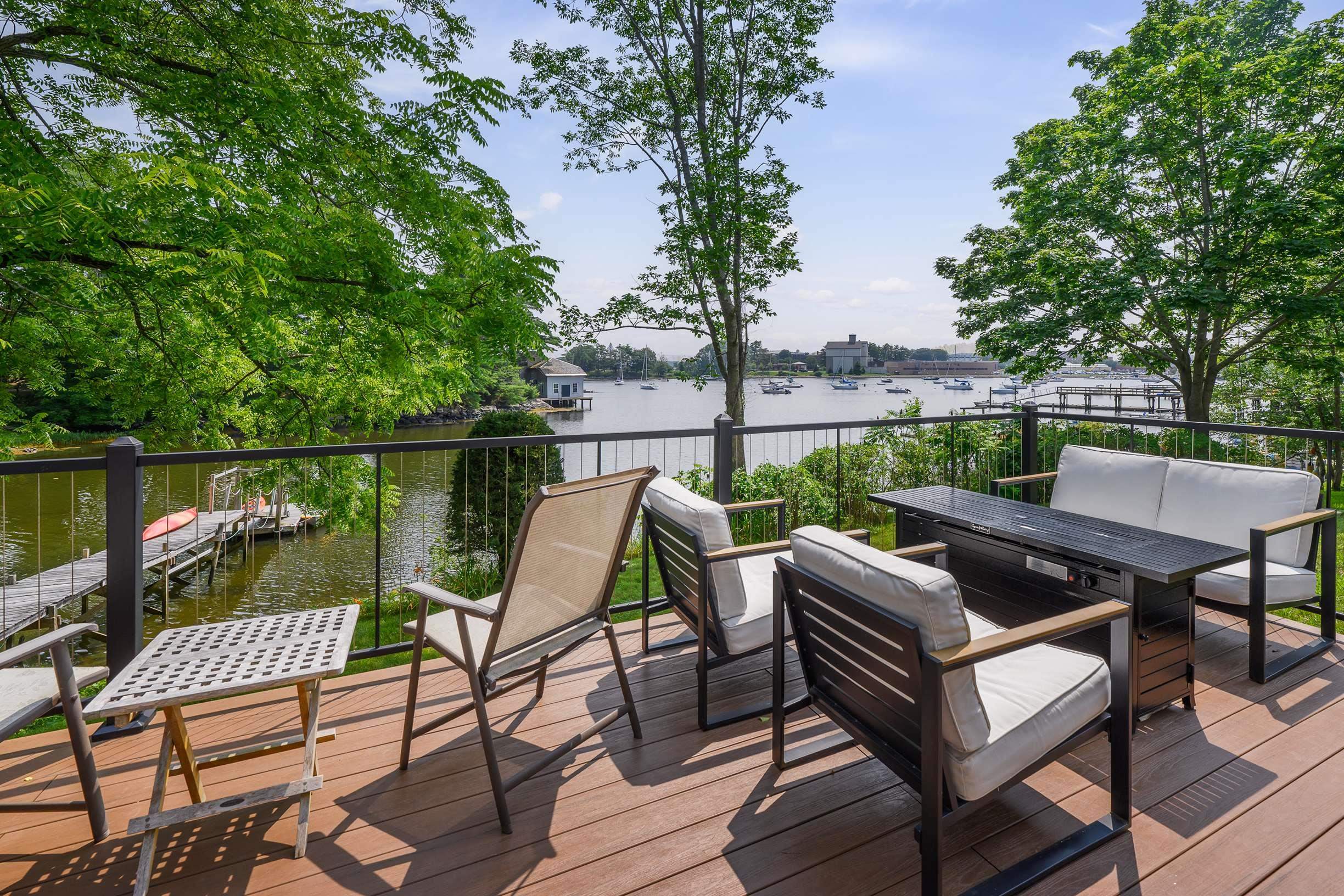 160 Whipple Road Kittery, ME 03904 - Photo 10 of 39 Gallery Image 10