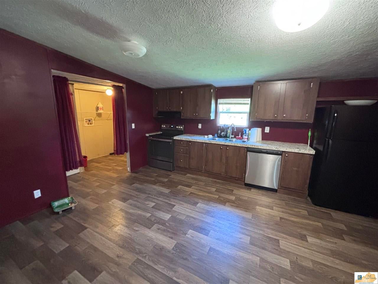 315 Barricks Road Louisville, KY 40229 - Photo 17 of 28 Gallery Image 17