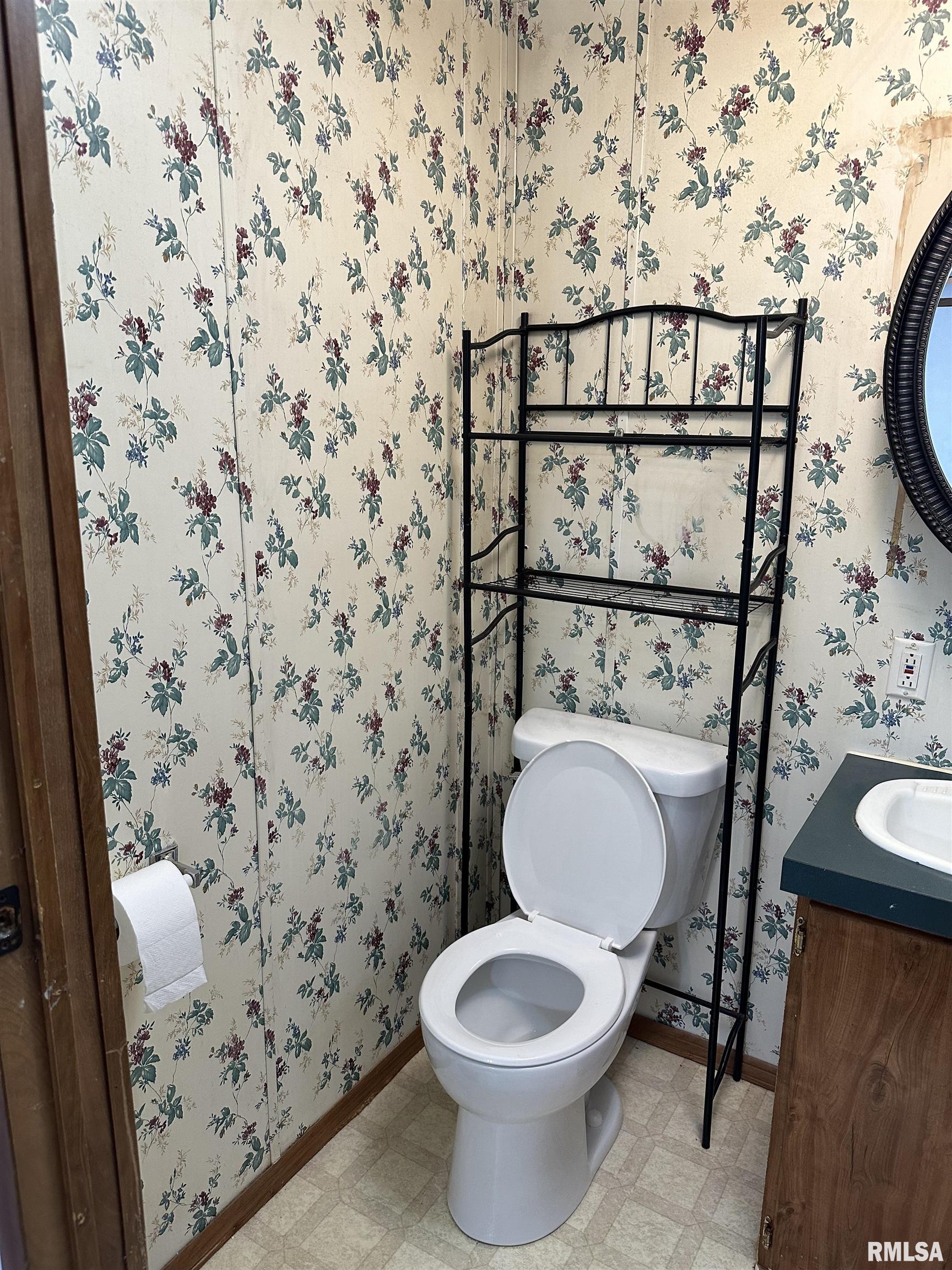 9997 Whitecotton Road Marion, IL 62959 - Photo 8 of 11