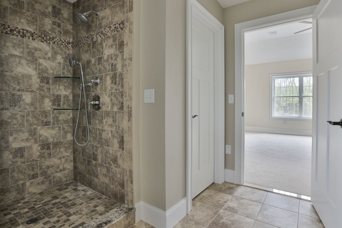 23 Settlers Ridge Road Windham, NH 03087 - Photo 33 of 39