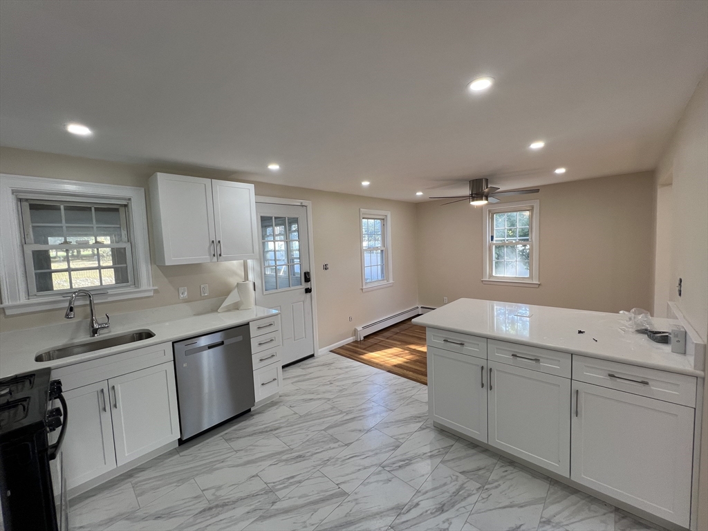 10 Regina Road, Unit B Randolph, MA 02368 - Photo 7 of 25
