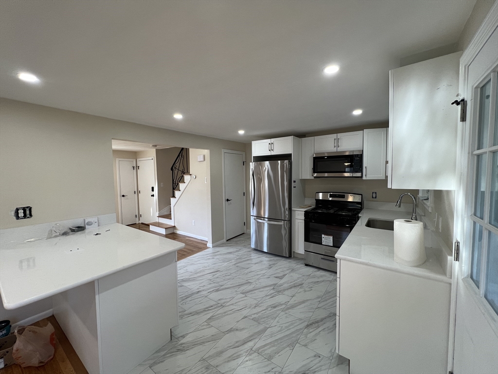 10 Regina Road, Unit B Randolph, MA 02368 - Photo 10 of 25