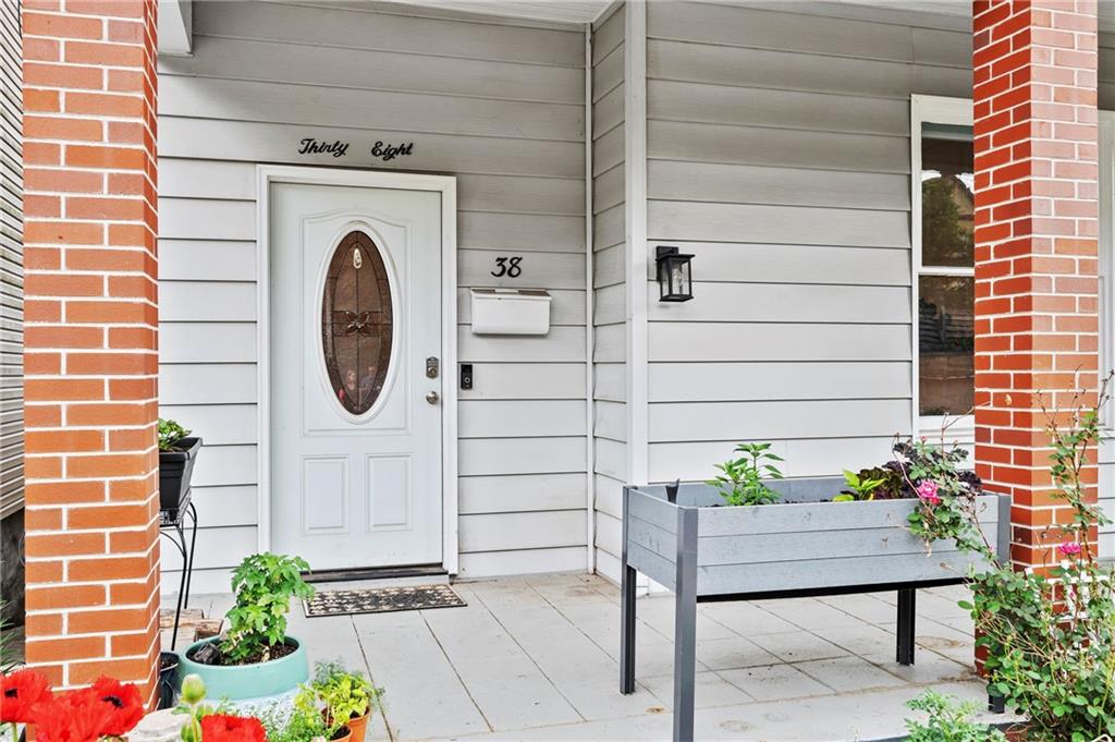 38 Exeter Street Pittsburgh, PA 15217 - Photo 2 of 29