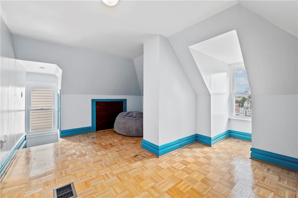 38 Exeter Street Pittsburgh, PA 15217 - Photo 25 of 29