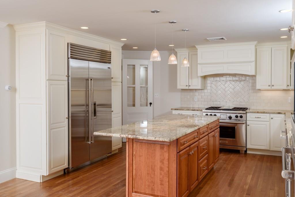 760 Brush Hill Road Milton, MA 02186 - Photo 8 of 21