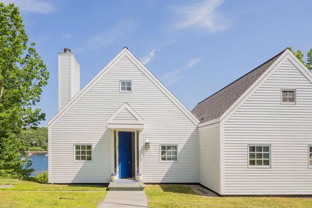 $5,200,000 | 1 Ship Street, Rockport, ME 04856