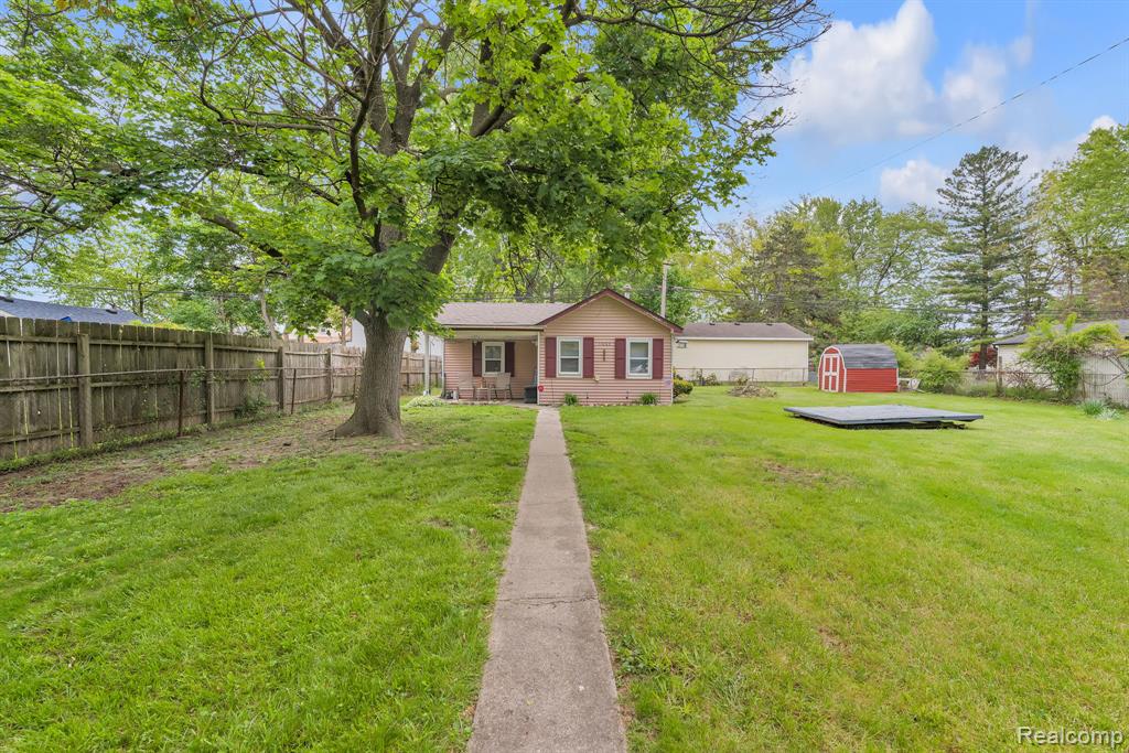 11063 Jackson Street Taylor, MI 48180 - Photo 9 of 21