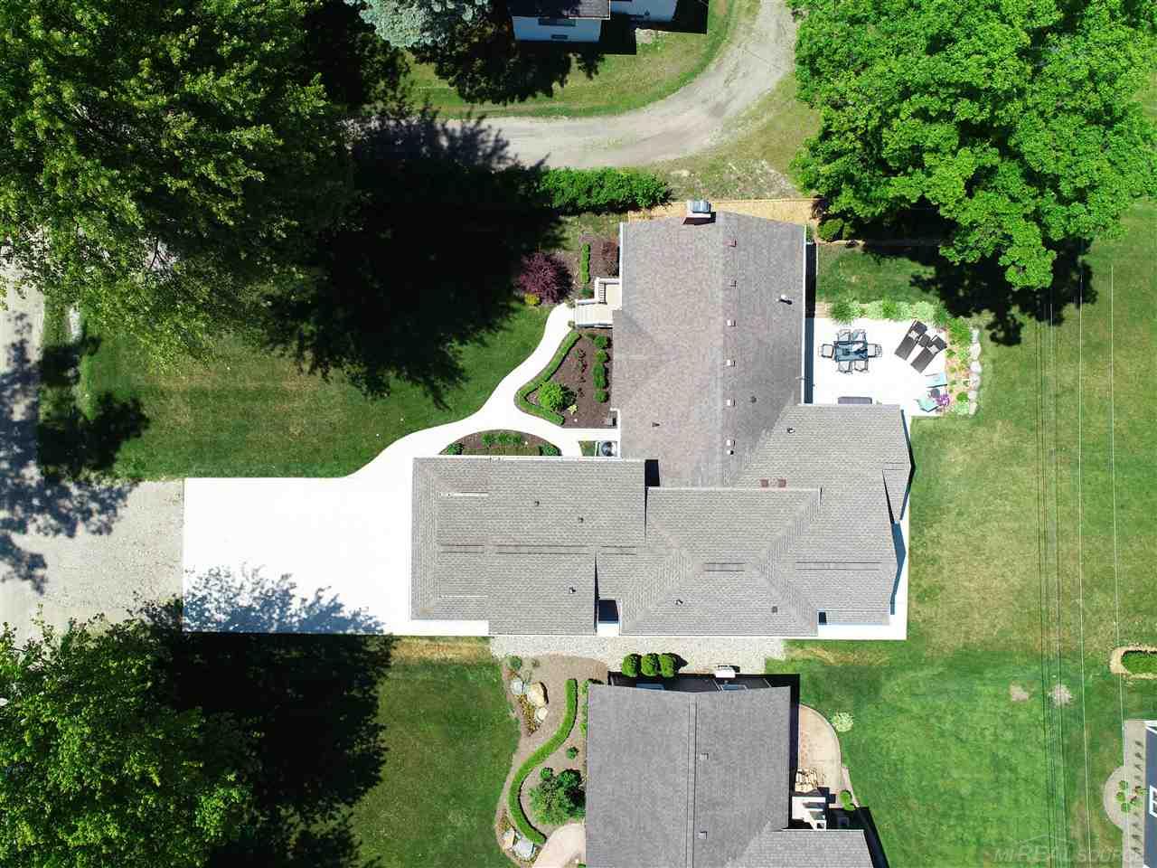 33865 Schneider Road New Baltimore, MI 48047 - Photo 40 of 49 50014914-39.JPG