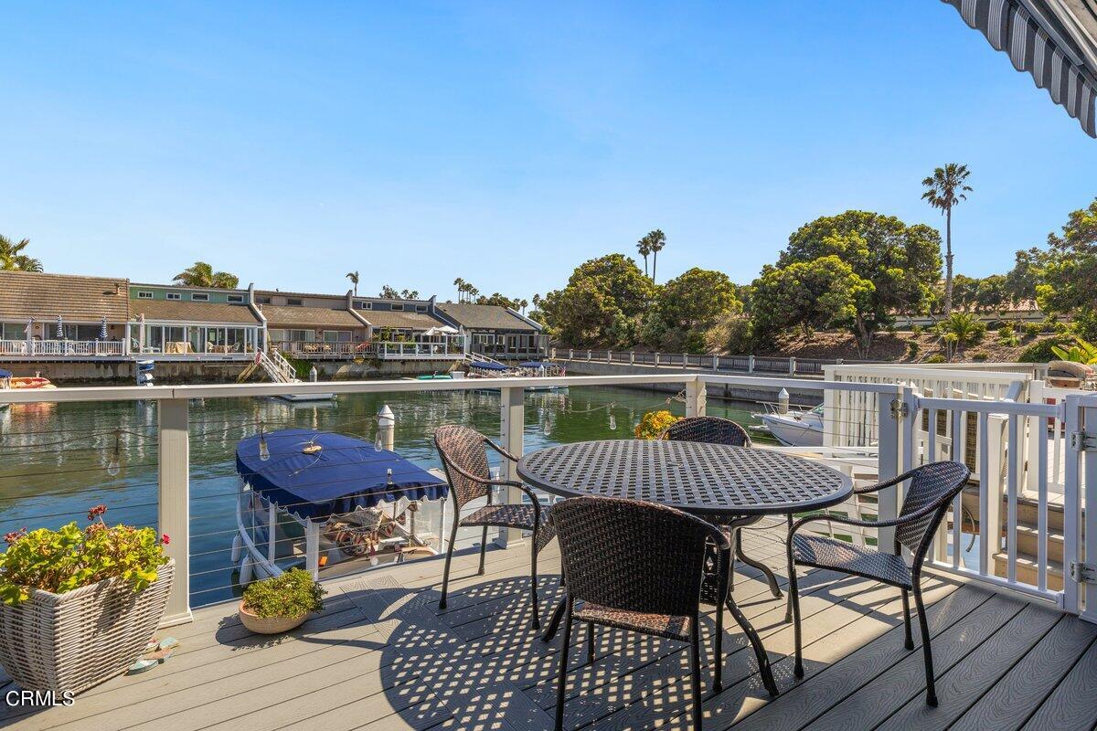 4612 Falkirk Bay Oxnard, CA 93035 - Photo 14 of 39 a view of a chairs and table on the terrace