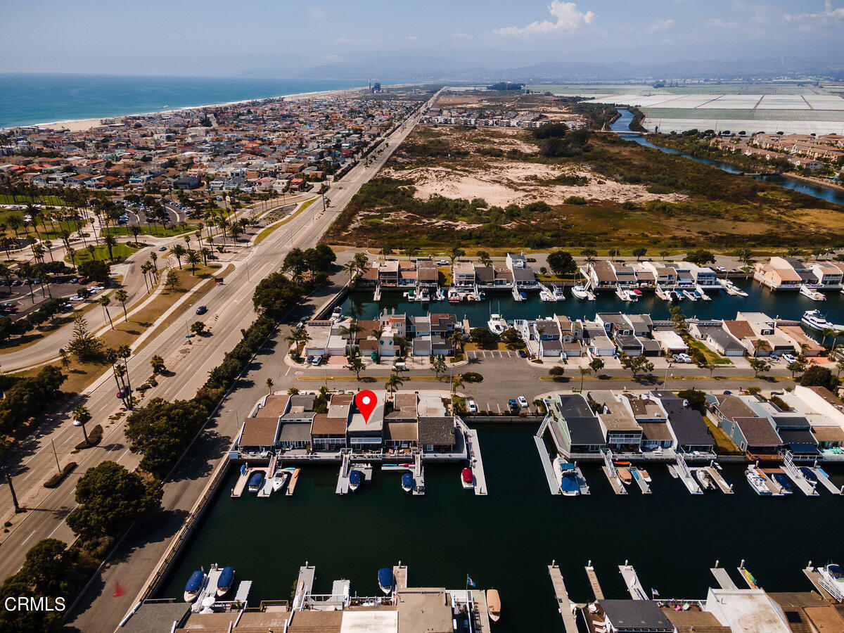 4612 Falkirk Bay Oxnard, CA 93035 - Photo 38 of 39 an aerial view of multiple house