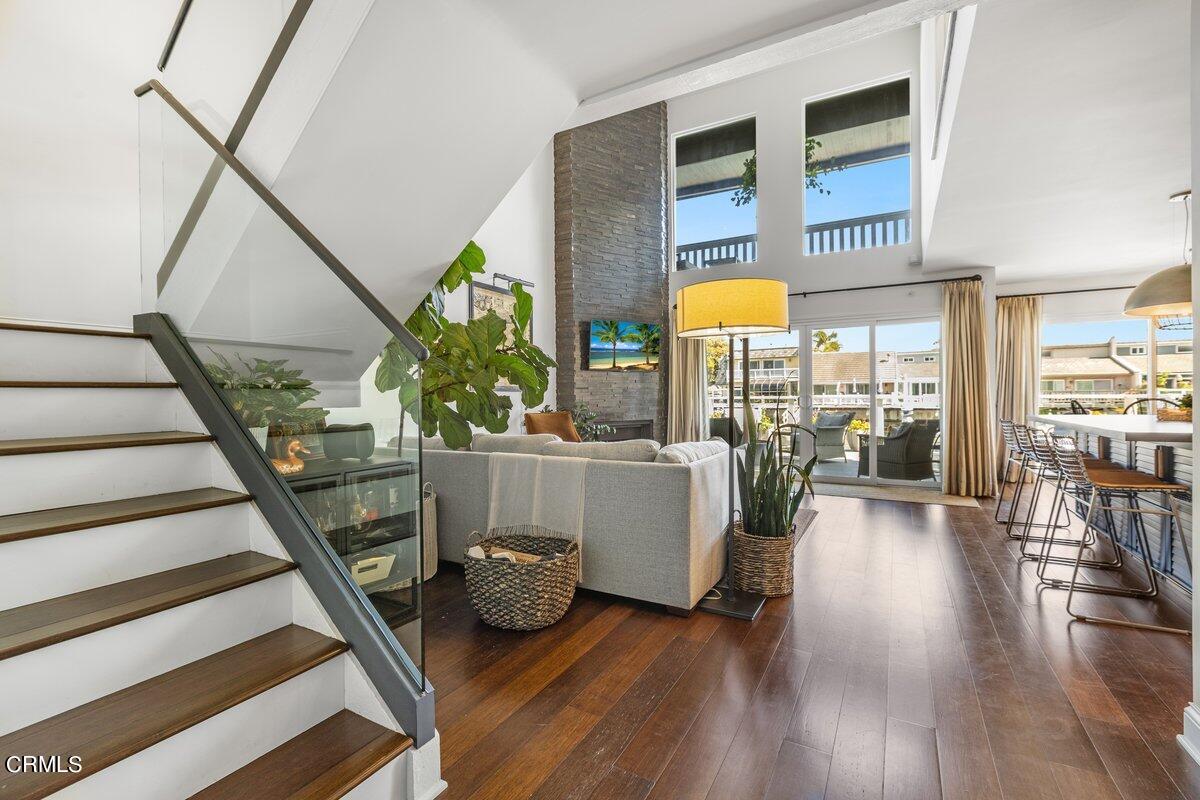 4612 Falkirk Bay Oxnard, CA 93035 - Photo 5 of 39 a view of entryway and hall with wooden floor