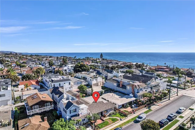 $5,595,000 | 310 Marigold Avenue, Corona del Mar, CA 92625