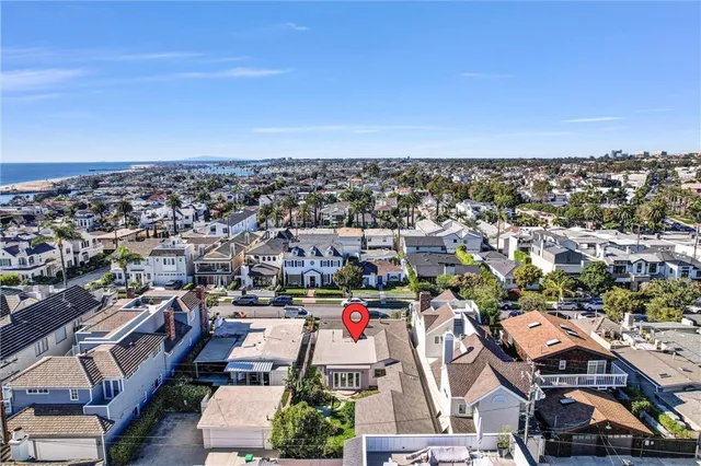 $5,595,000 | 310 Marigold Avenue, Corona del Mar, CA 92625