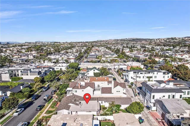 $5,595,000 | 310 Marigold Avenue, Corona del Mar, CA 92625